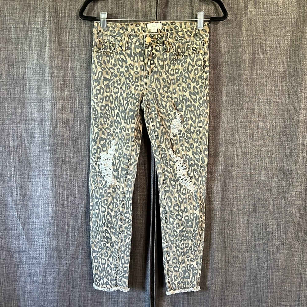 Easel animal print distressed jeggings skinny leg pants size small